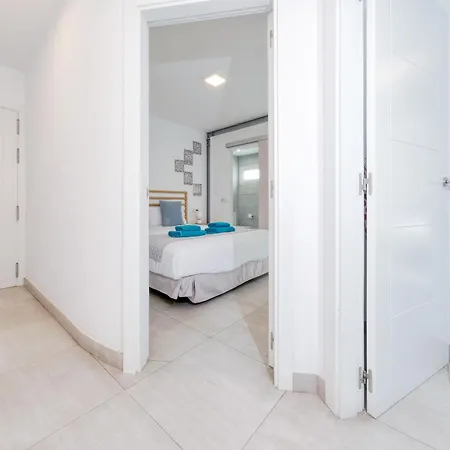 Semesterbostad Playa Chica Boutique - Sea View By Lanzarote *