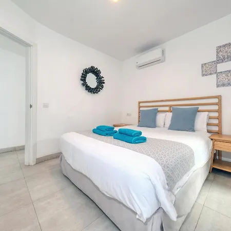Semesterbostad Playa Chica Boutique - Sea View By Lanzarote